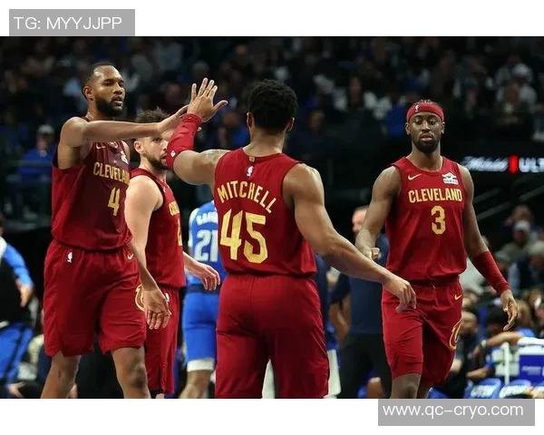 克利夫兰骑士VS孟菲斯灰熊:加兰缺阵米切尔独挑大梁,莫兰特缺席引发攻防博弈 克利夫兰骑士VS孟菲斯灰熊:加兰缺阵米切尔独挑大梁,莫兰特缺席引发攻防博弈